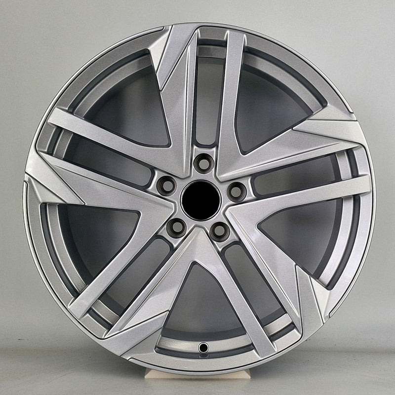 099 18"X8" 5X108