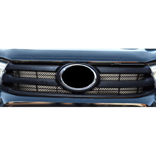 Toyota Hilux (AN120 / AN130) - Upper Grille Set - Silver Finish (2015 - )