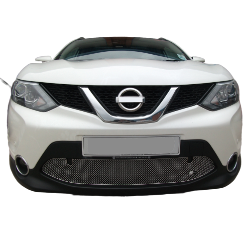 Nissan Qashqai (2.0 Diesel without Parking Sensors) - Lower Grille - Silver finish (2014 onwards)