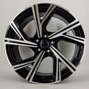 18x8" Volkswagen design 560 Style alloy wheel, 5x112 - front face