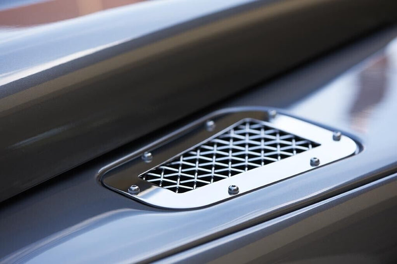 LandRover Defender Fender and Side Grille Set - Silver finish (2007 onwards)