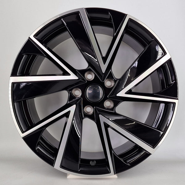 893 18"X8" 5X112