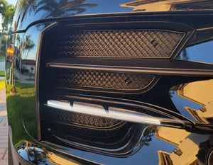 Porsche Macan Base 19-21 - Outer Grille Set (2019 - 2021)