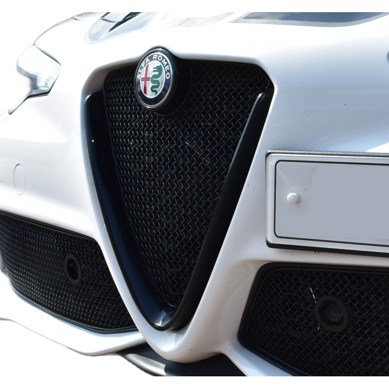 Alfa Romeo Guilia - Centre Grille (2007 - 2013)