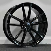 19x8" Volkswagen Golf R Pretoria Style alloy wheel in gloss black, 5x112 - front face