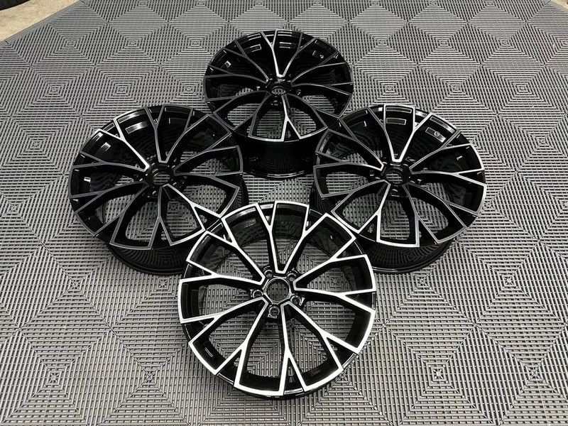 19" VW Golf R Warmenau Style Alloy Wheels Gloss Black Machined | OMI Wheels