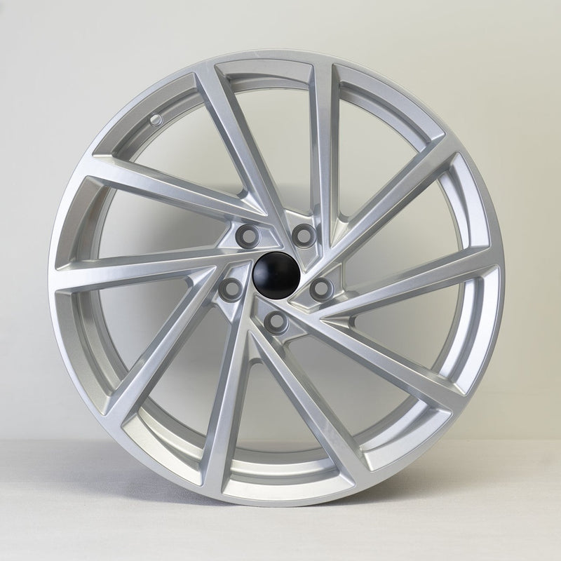 18x8" VW Spielberg Alloy Wheels in Silver