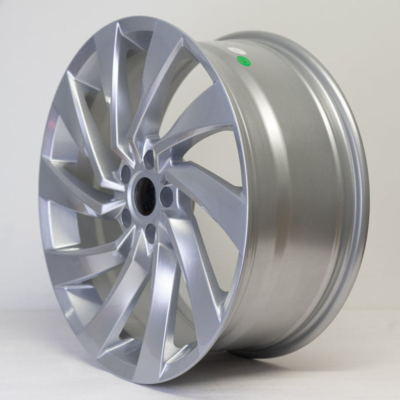 18x8" Scirocco Twist Style Alloy Wheels Silver
